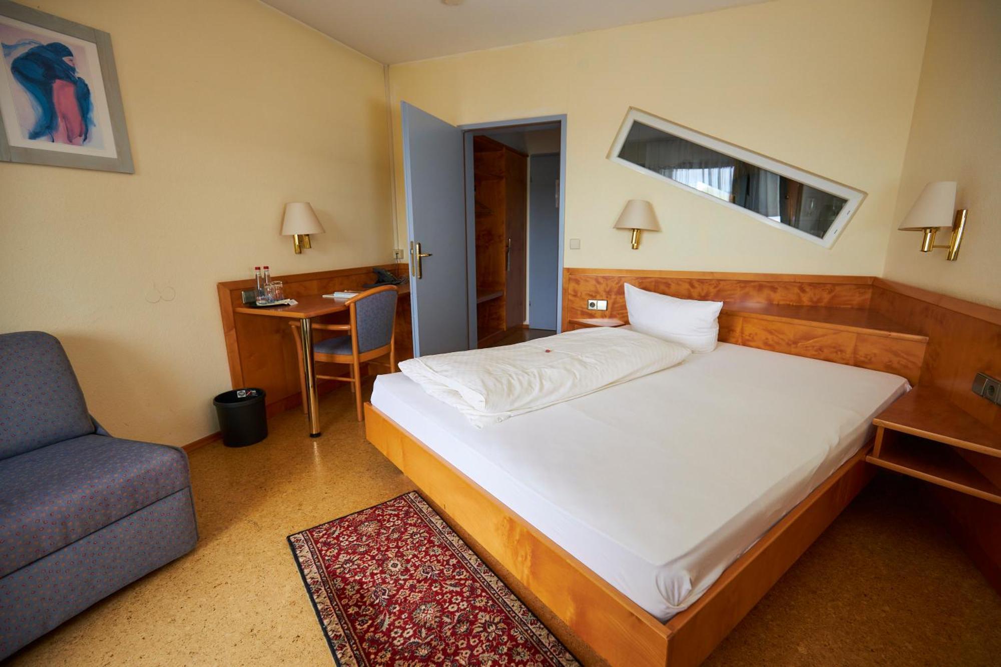 Flair Hotel Landgasthof Roger Löwenstein Exteriér fotografie